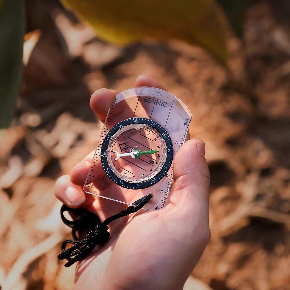 Compass Keychain Mini - 1pc/2pc New Outdoor mini Acrylic Transparent